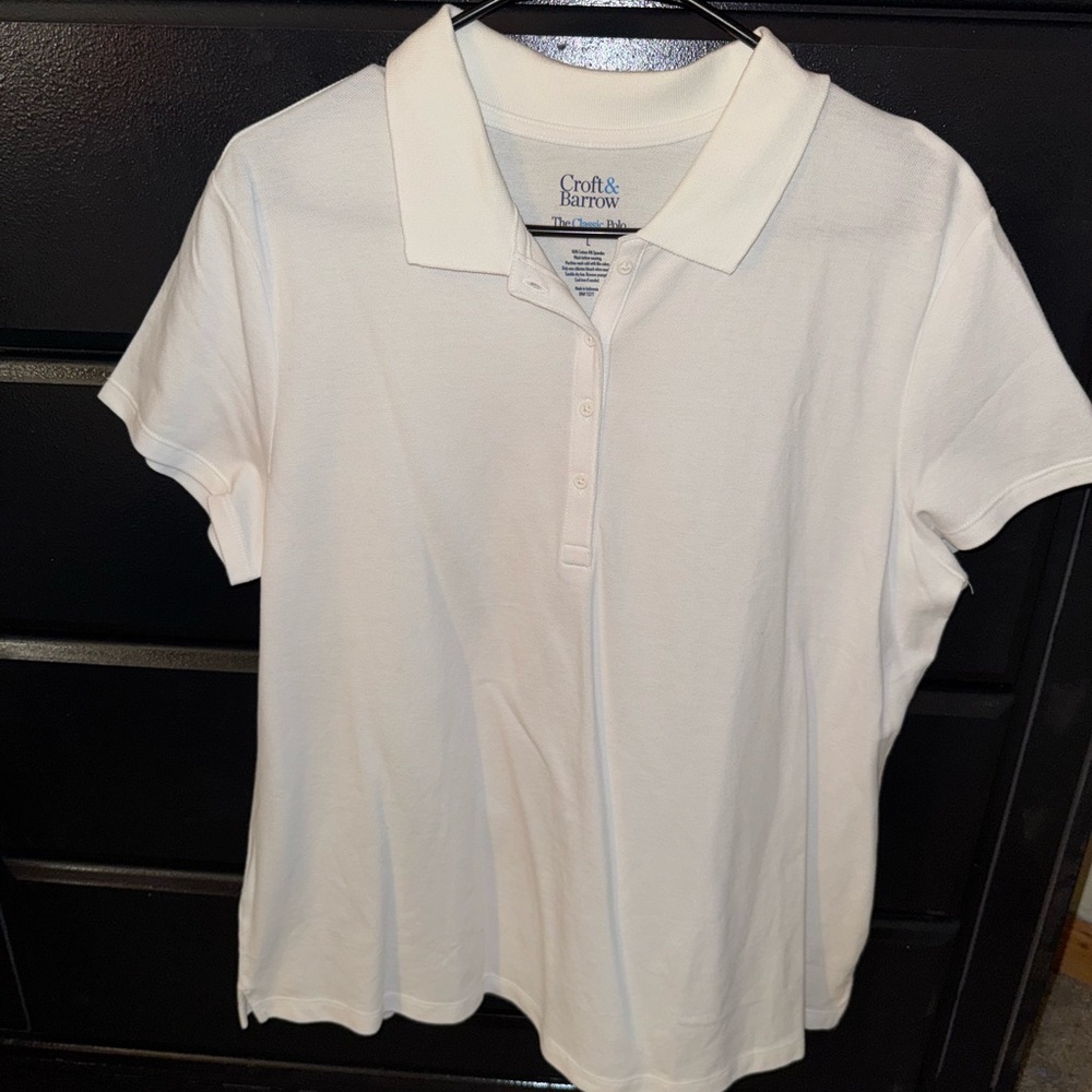 Croft & Barrow Women's Cream Button Down Shirt